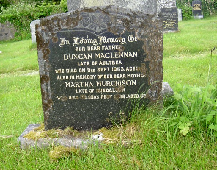 Photo of headstones/Duncan MacLennan d1963 (should be 1962) hdstn KirktonLA